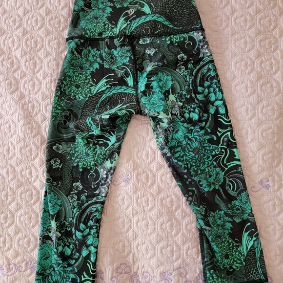 Lululemon wunder under HR 1/2 leggings SIZE 2 - Picture 2 of 3
